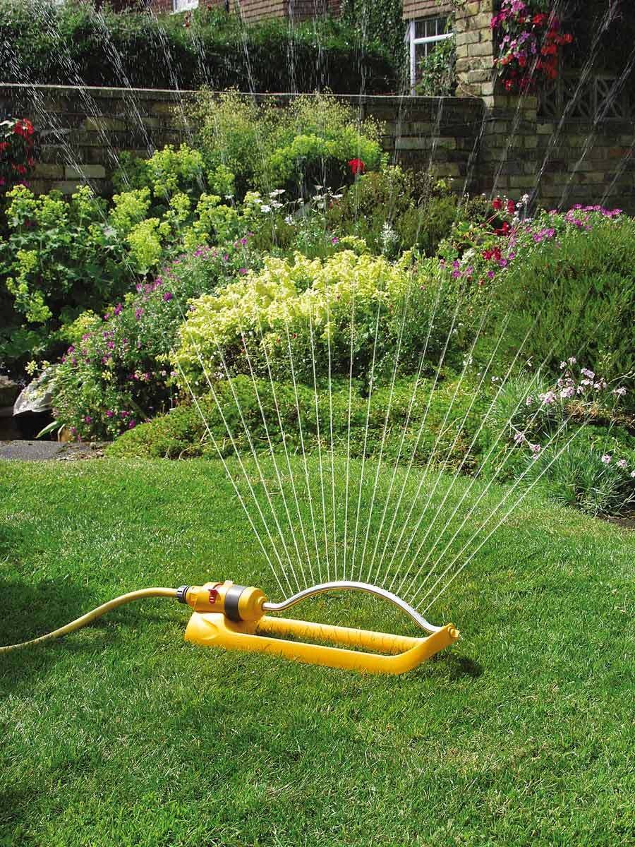 Hozelock Rectangular Sprinkler Plus 42000000