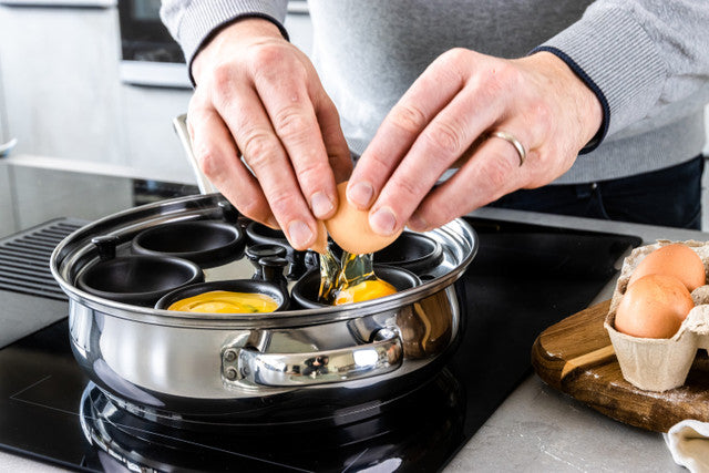 KitchenCraft KitchenCraft Stainless Steel 6-Hole Egg Poacher, 28cm
