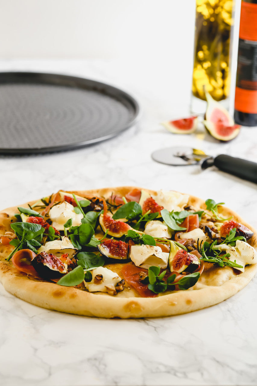 KitchenCraft MasterClass Crusty Bake Non-Stick Pizza Tray KCMCCB14