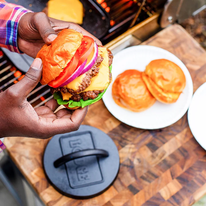 Lodge 8 Inch Cast Iron Round Flat Grill Press L8Rfip