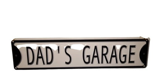 La Hacienda Dad'S Garage Embossed Metal Sign LAH55548