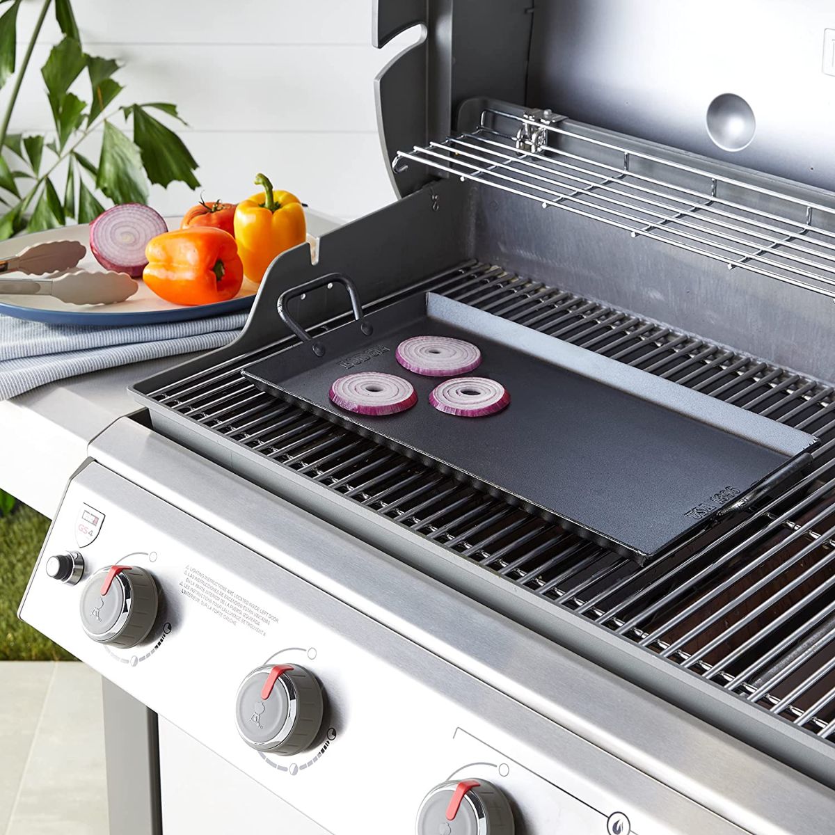 Lodge 18 x 10 Inch Seasoned Carbon Steel Griddle CRSGR18