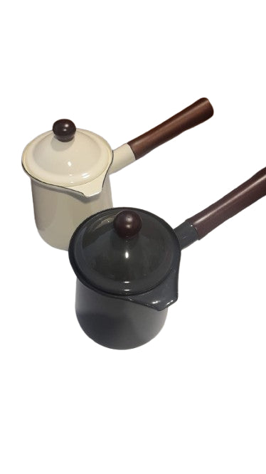 GEMITCO ENAMEL COFFEE WARM 11CM +COVER WOOD HDLE GREY