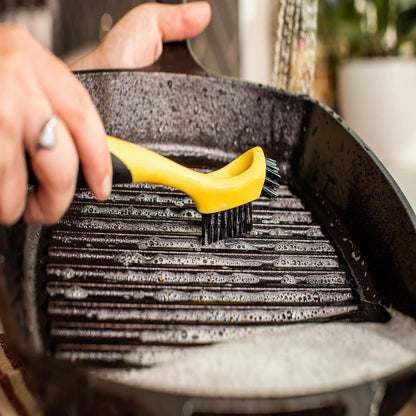 LODGE Corner Groove Cleaning Brush with Two Nylon Brush Heads, Fits Narrow Spaces, to Clean Cast Iron or Ridged Cookware