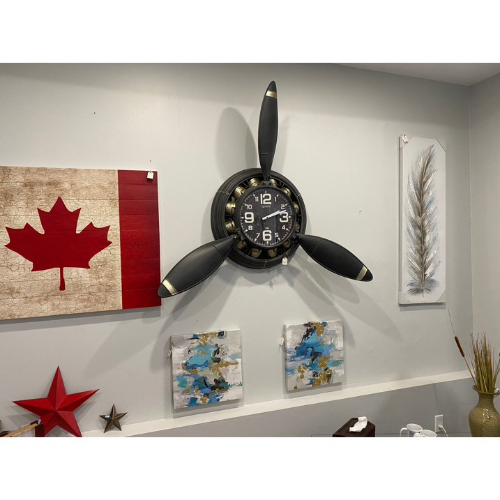 Metal Airplane Propeller Wall Décor clock