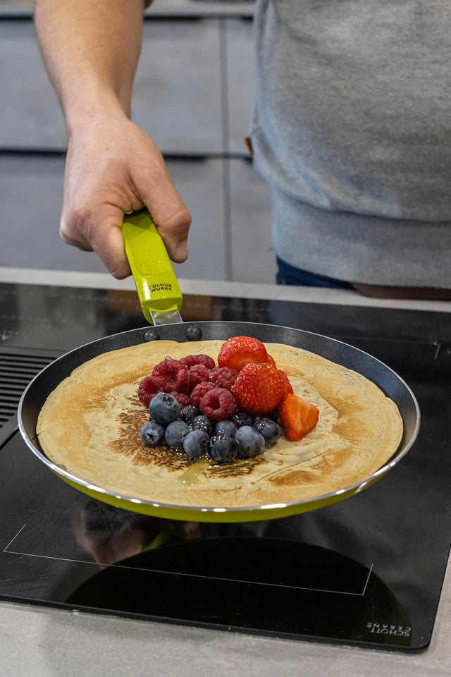 KitchenCraft Colourworks Green Crêpe Pan with Soft Grip Handle