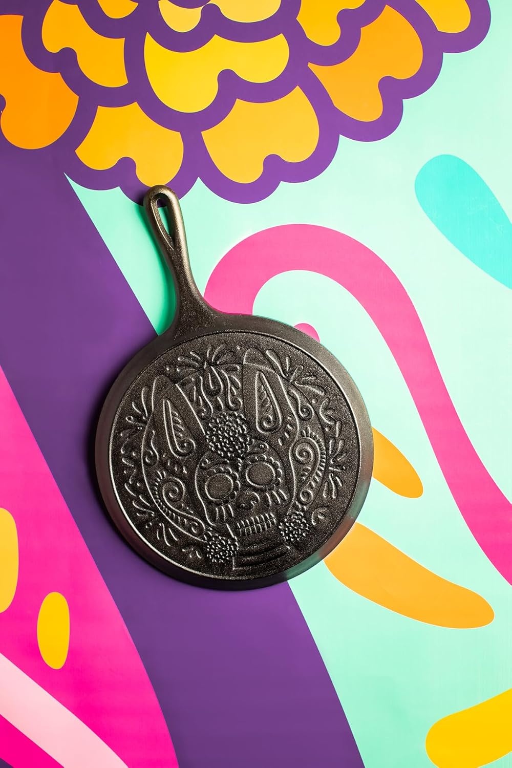 LODGE Day of the Dead 10.5 Inch Sugar Skull Cast Iron Griddle